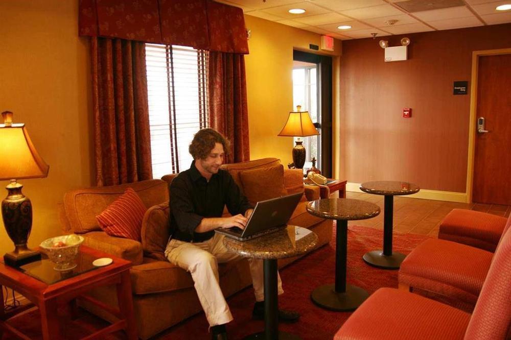 Hampton Inn Marion Dalaman gambar